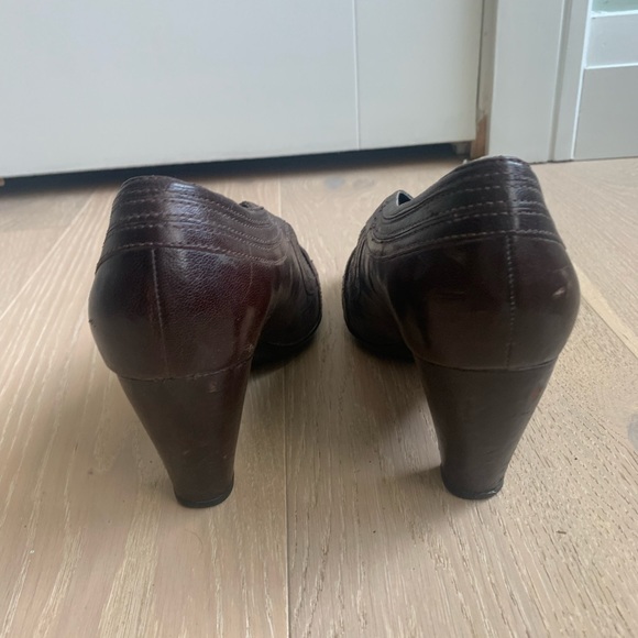 Indigo Clarks Dark brown heels - size 9 - Picture 2 of 6